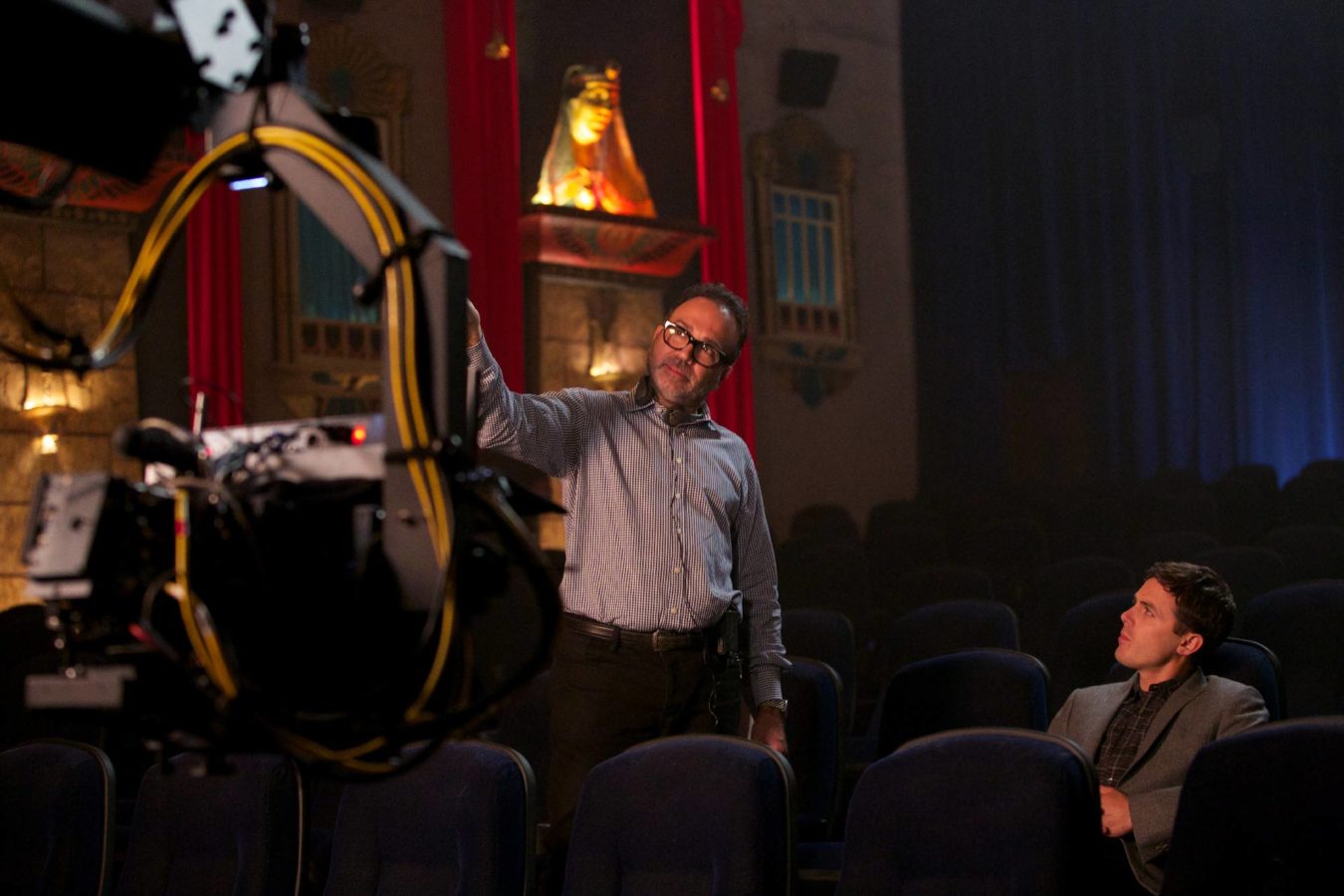 Roland Mesa on set with Casey Affleck